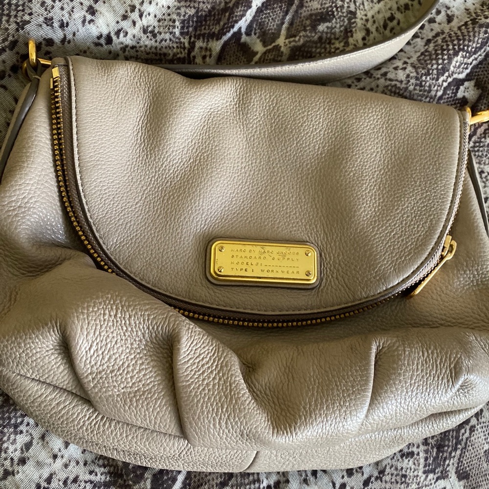 Marc Jacobs Classic Q Natasha Crossbody Bag - Picture 5 of 6